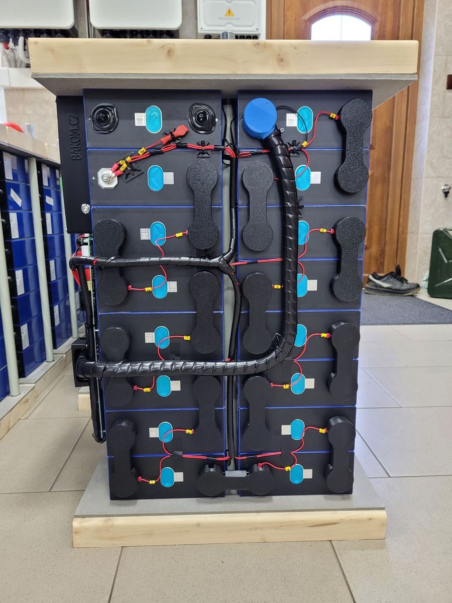 BK15K-RC — compression box, front view