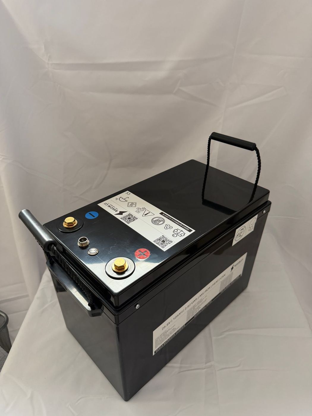 Terminals and label on the lid